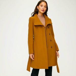 NEW Aritzia Babaton the Connor Coat